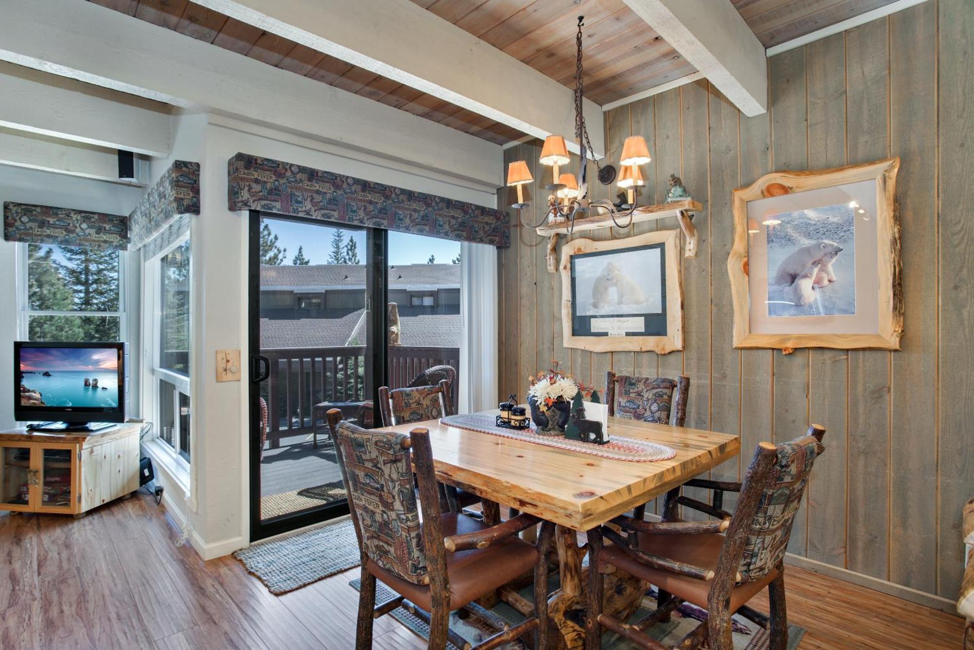 Val D'Isere At The Village By 101 Great Escapes Mammoth Lakes Room photo